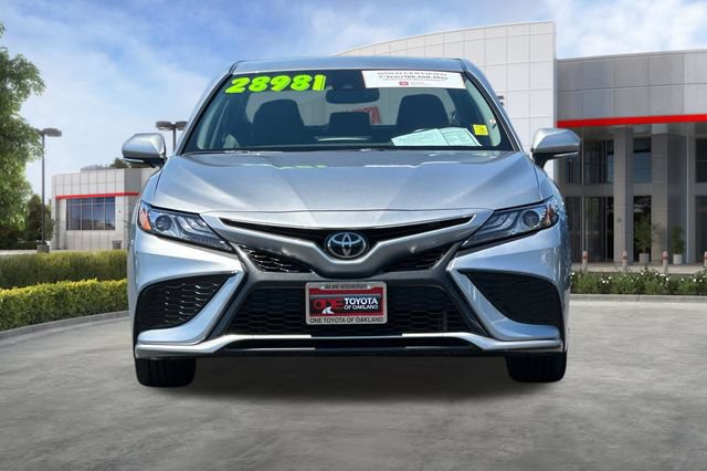 Used 2024 Toyota Camry XSE FWD image 11