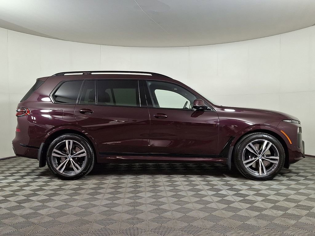 Certified 2024 BMW X7 xDrive40i w/ Executive Package image 10