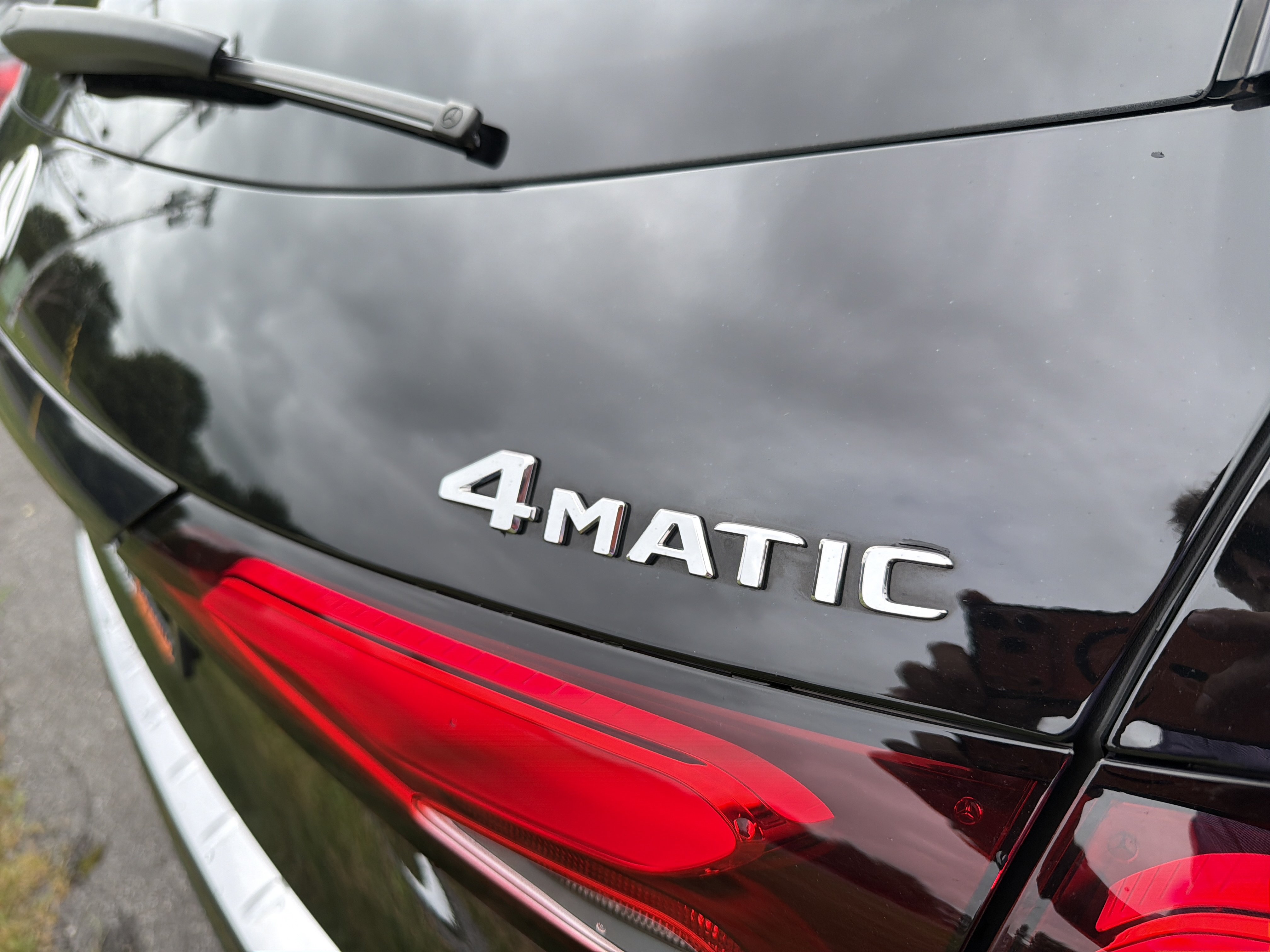 Used 2023 Mercedes-Benz GLC 300 4MATIC image 8