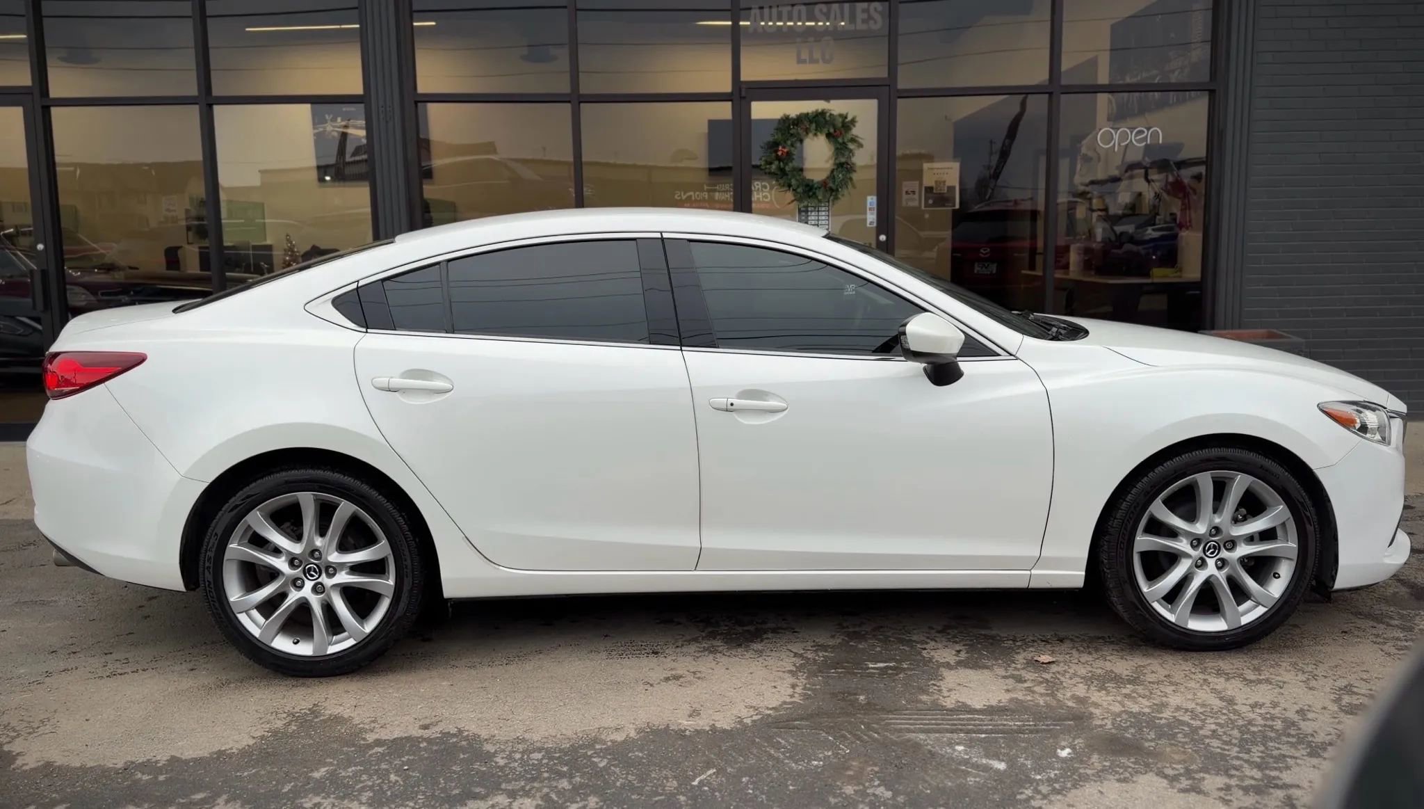 Used 2016 MAZDA MAZDA6 Touring image 3