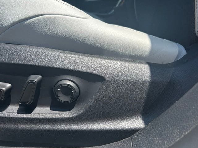 Used 2025 Toyota Corolla XSE FWD image 14