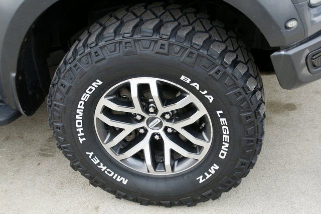 Used 2018 Ford F150 Raptor w/ Equipment Group 801A Mid image 8