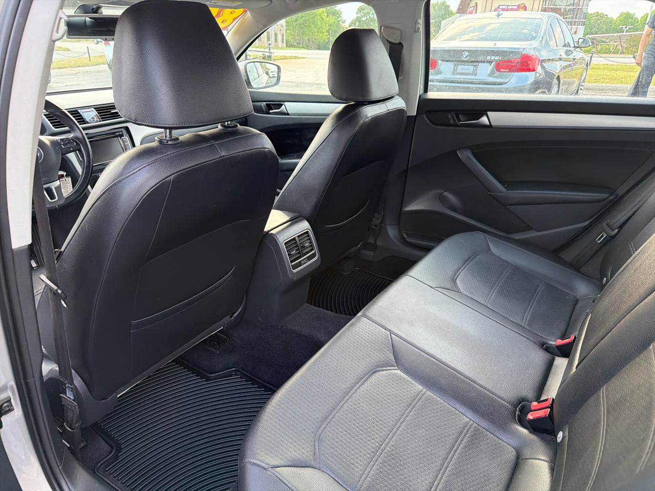 Used 2013 Volkswagen Passat 2.5 SE FWD image 14