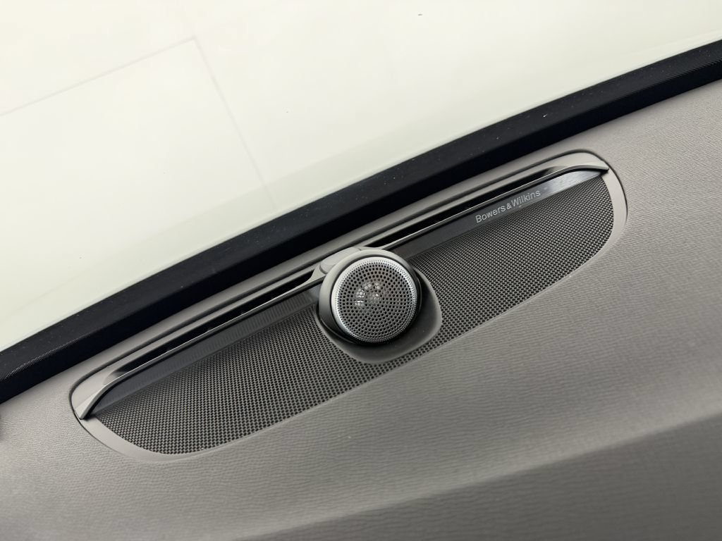 Used 2018 Volvo XC90 T6 R-Design w/ Convenience Package AWD/4WD image 36