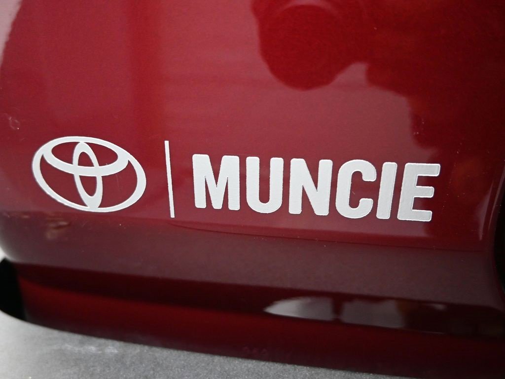 Used 2022 Jeep Wrangler Unlimited Rubicon w/ Trailer Tow Package image 43