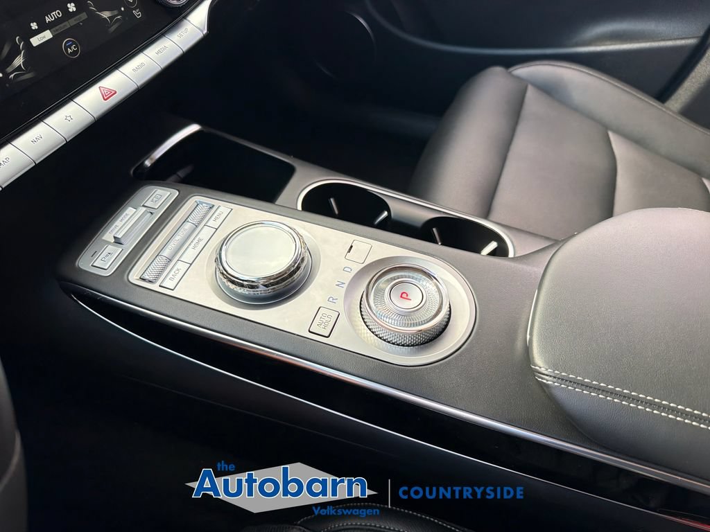 Used 2025 Genesis GV70 2.5T AWD/4WD image 19