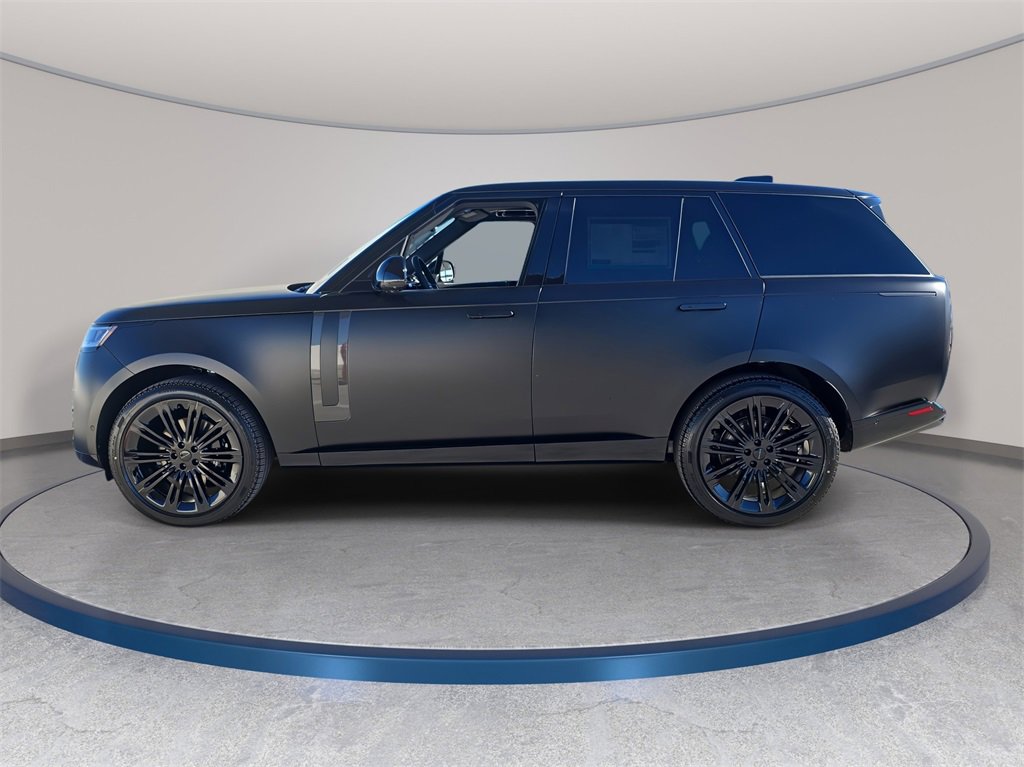 New 2026 Land Rover Range Rover SE image 8