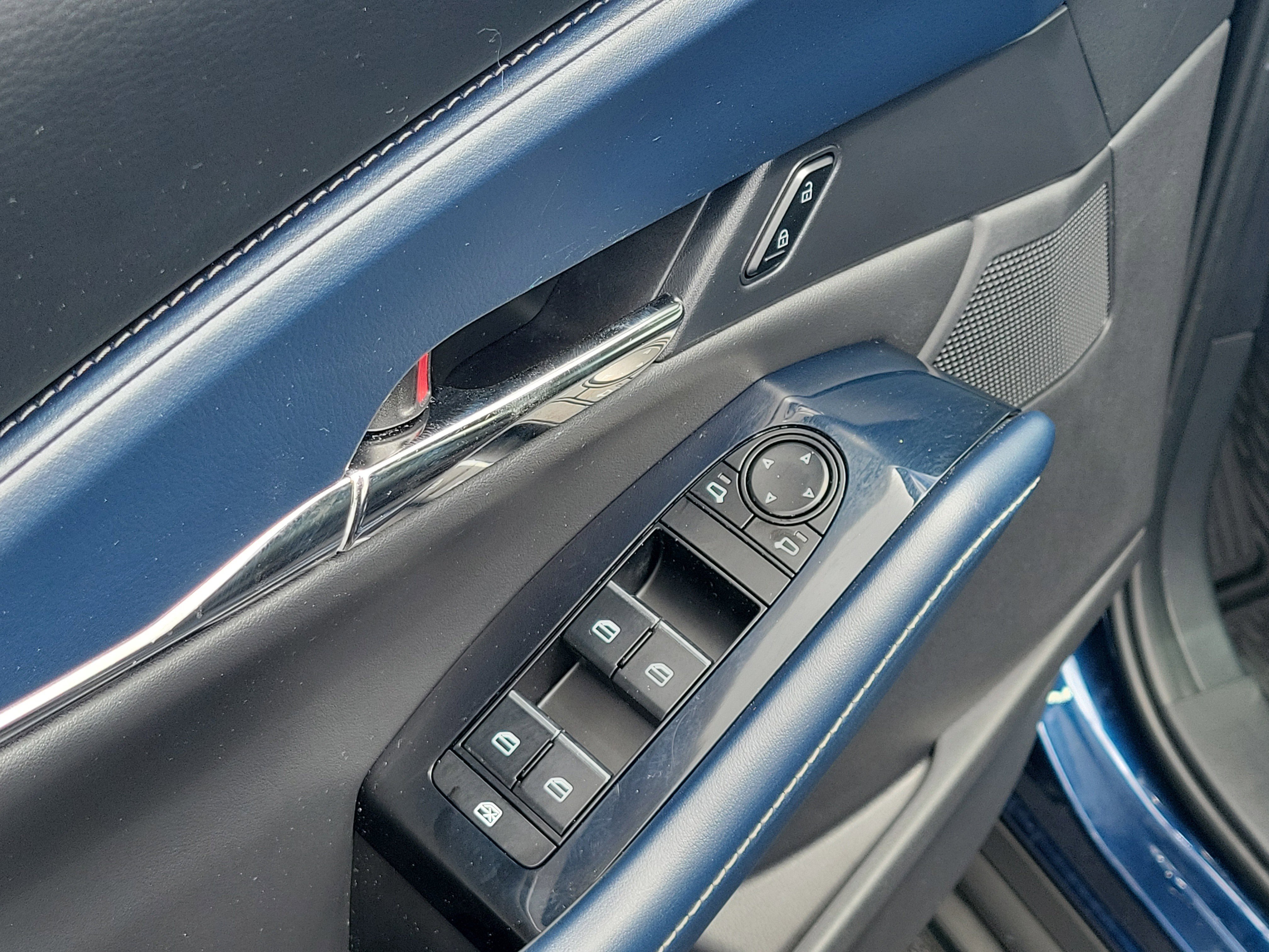 Used 2021 MAZDA CX-30 FWD 2.5 S w/ Preferred Package image 20