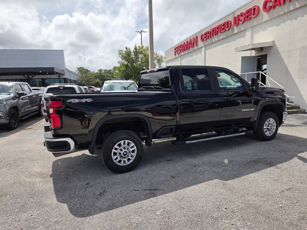 Used 2025 Chevrolet Silverado 2500 LT w/ Convenience Package AWD/4WD image 15