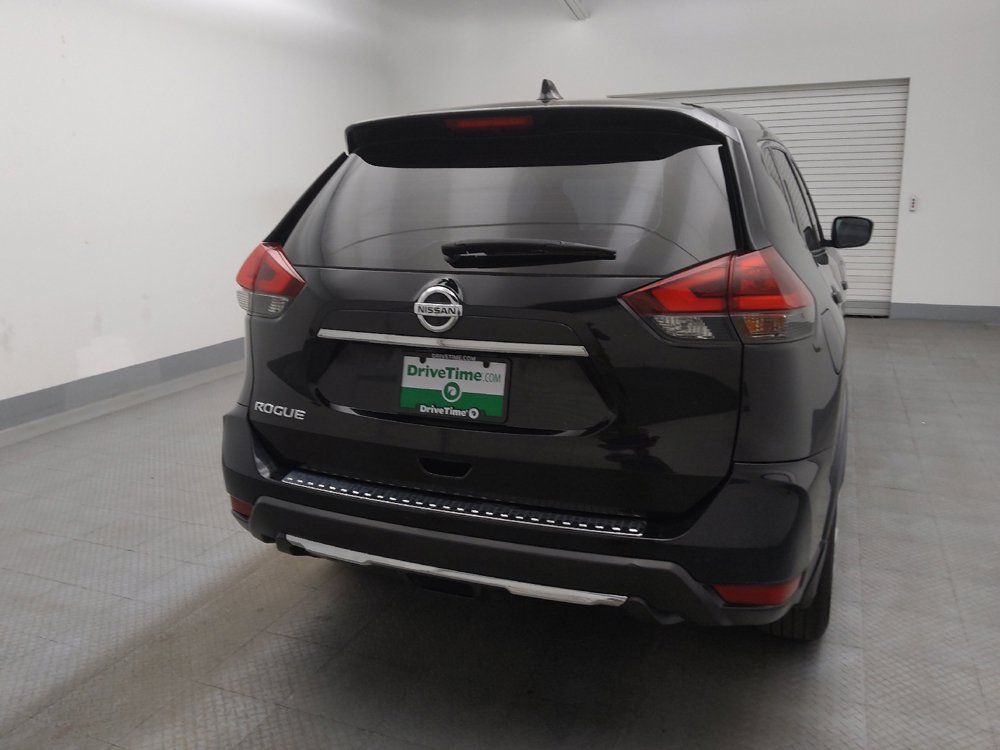 Used 2020 Nissan Rogue S FWD image 7