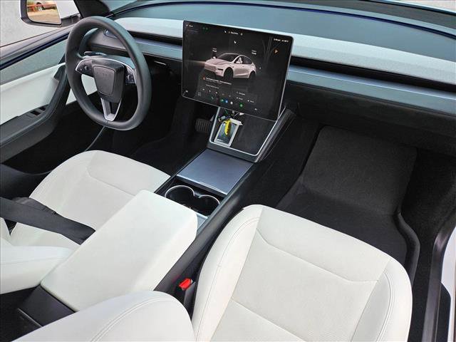 Used 2026 Tesla Model Y AWD image 26