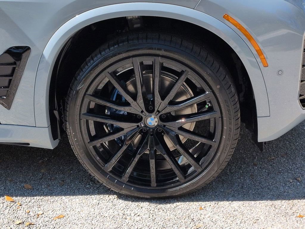 New 2026 BMW X5 xDrive40i w/ M Sport Package image 11
