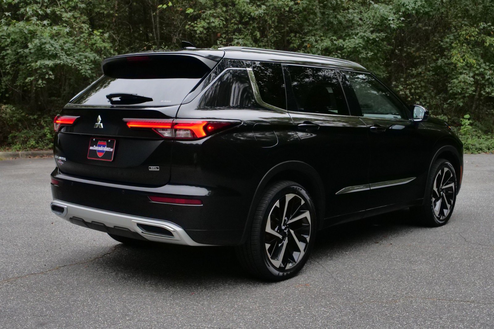 Used 2022 Mitsubishi Outlander SEL AWD/4WD image 9