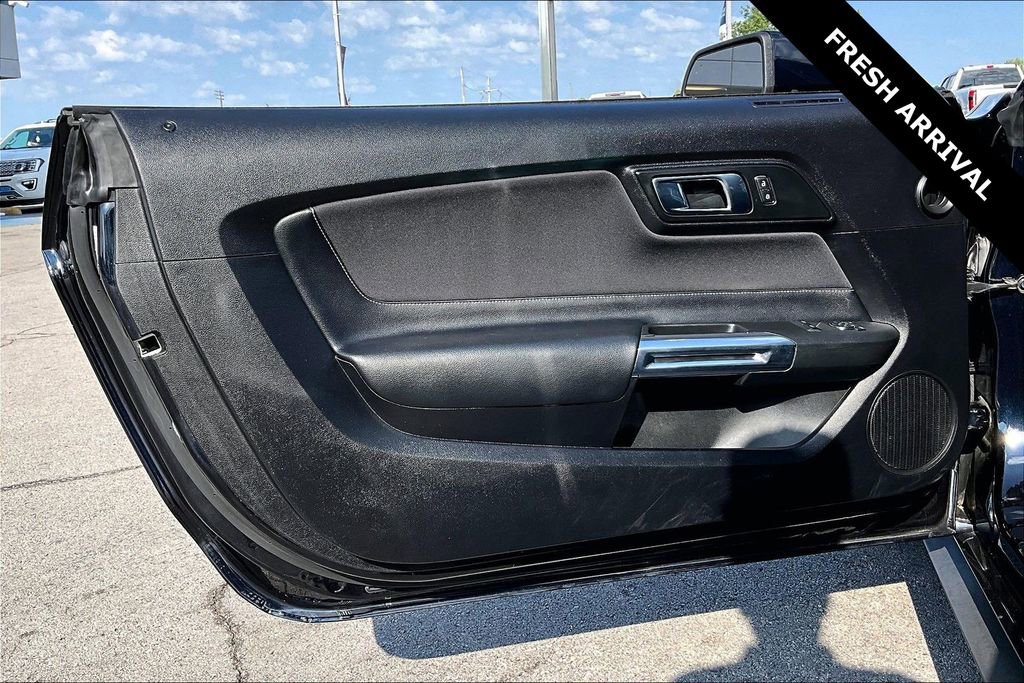 Used 2021 Ford Mustang GT RWD image 19