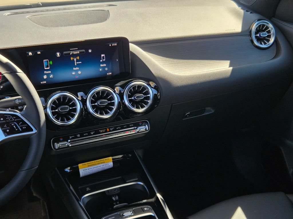 New 2026 Mercedes-Benz GLA 250 4MATIC image 30