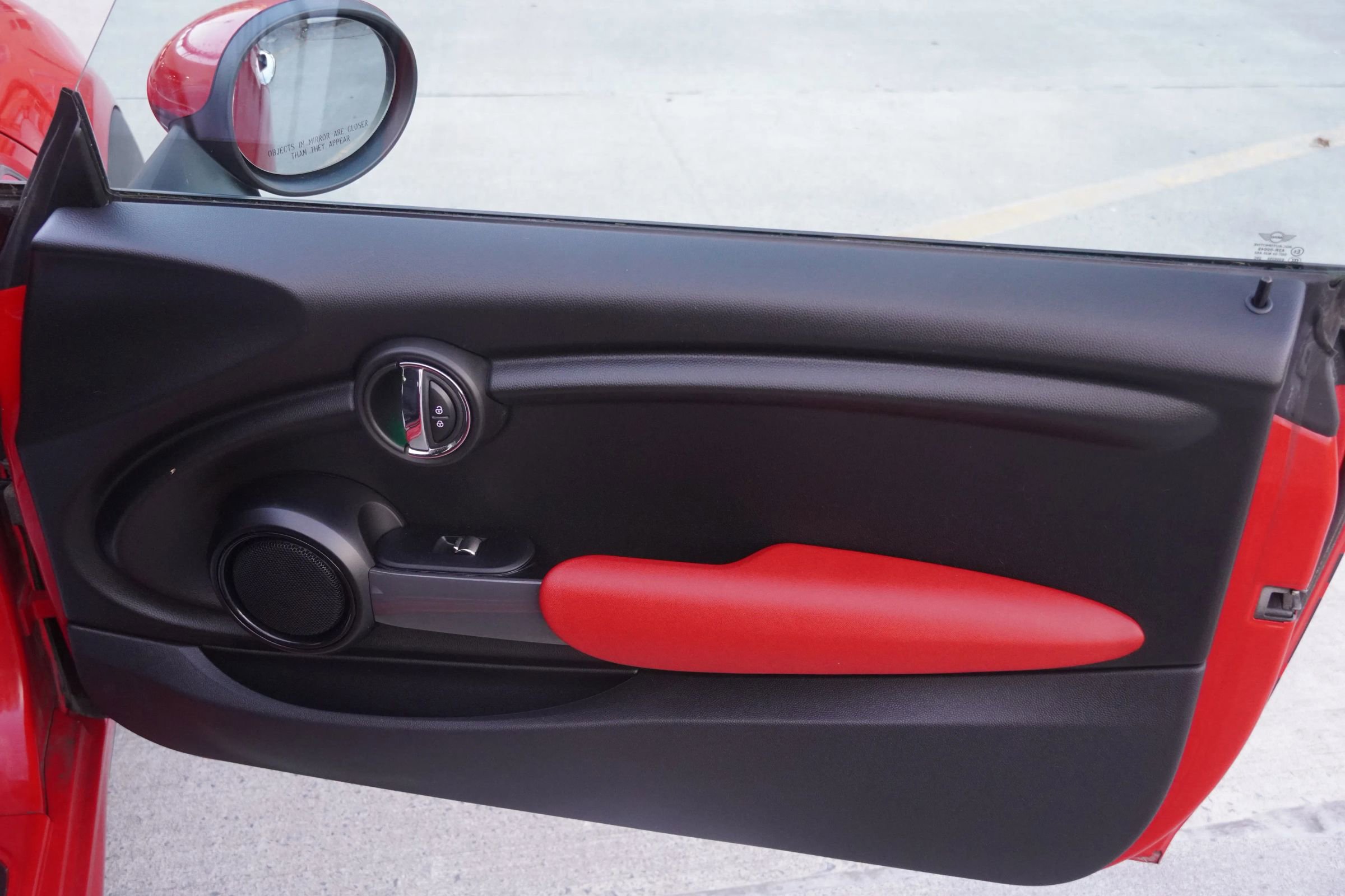 Used 2015 MINI Cooper 2-Door Hardtop image 36