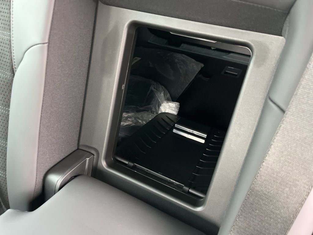 New 2025 Dodge Hornet R/T image 35