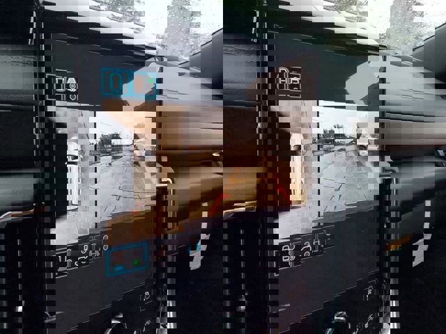 New 2026 GMC Yukon XL Denali w/ Sun & Power Step Package image 22