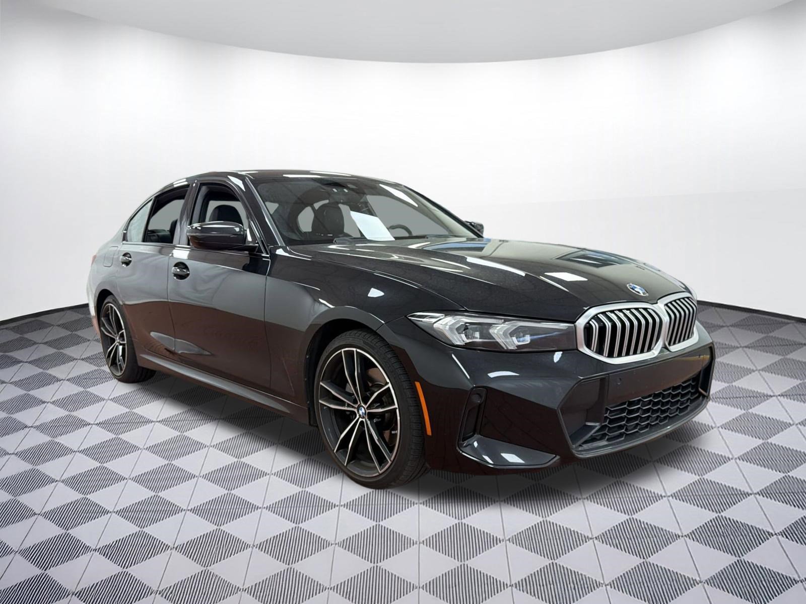 Certified 2023 BMW 330i xDrive Sedan w/ M Sport Package image 6