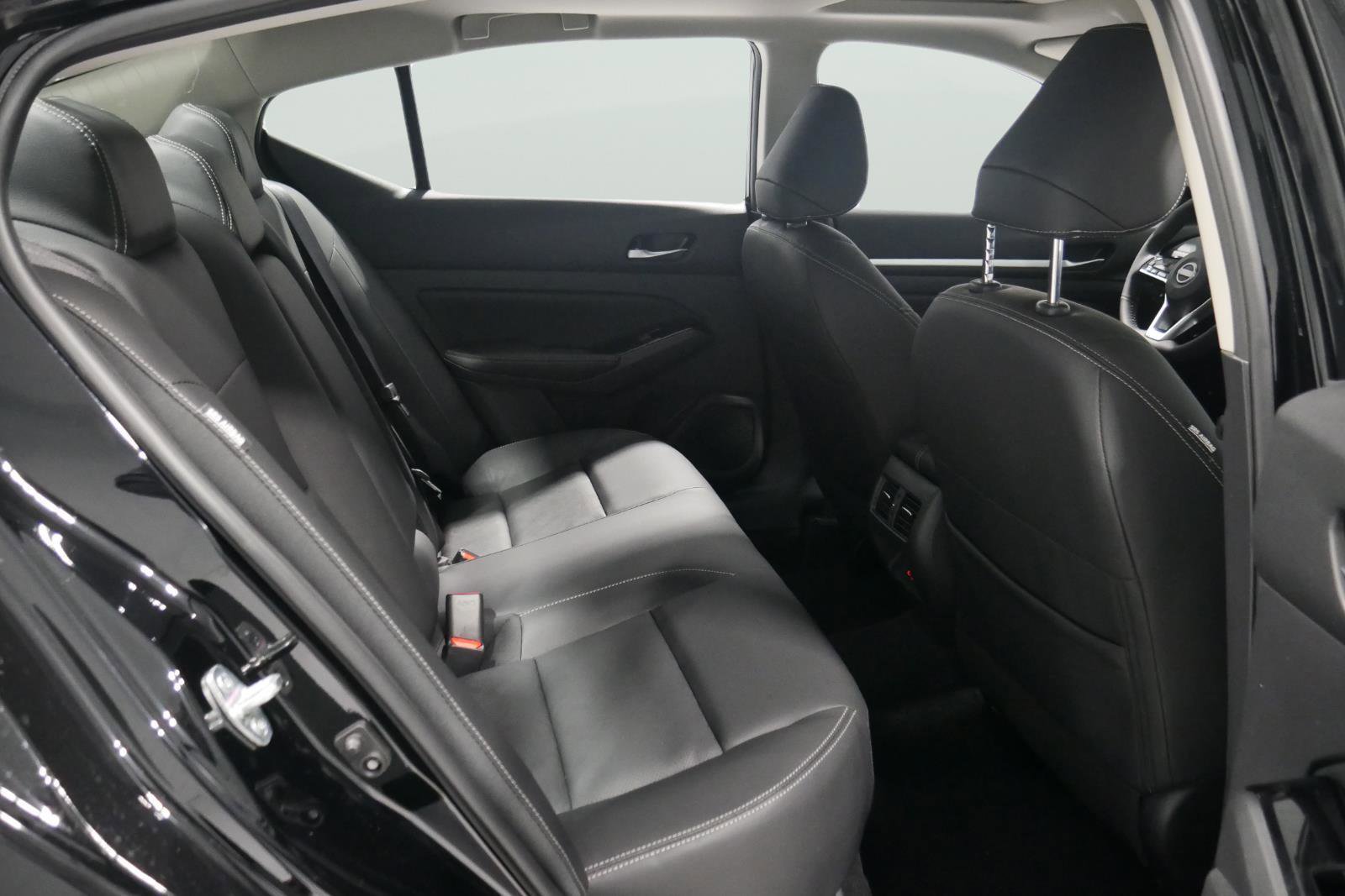 New 2025 Nissan Altima 2.5 SL image 17