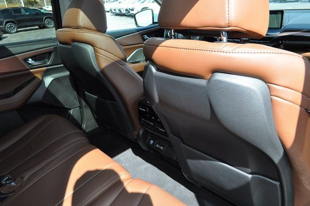 Used 2023 Acura MDX SH-AWD w/ Technology Package image 27