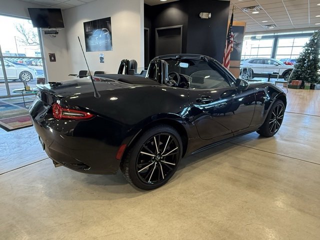 Used 2025 MAZDA MX-5 Miata Grand Touring image 7
