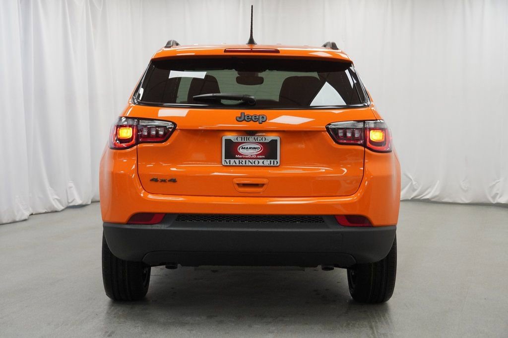 New 2026 Jeep Compass Latitude image 11