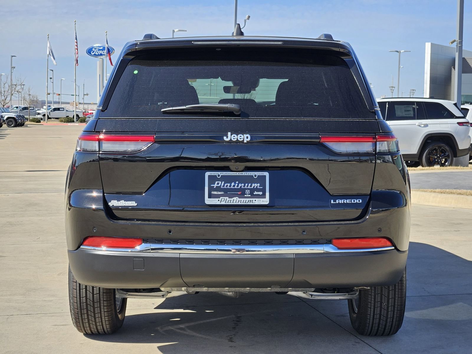 New 2026 Jeep Grand Cherokee Laredo RWD image 7