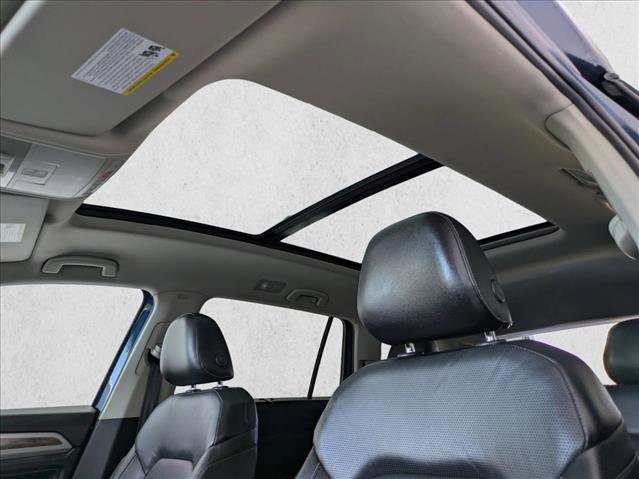 Used 2018 Volkswagen Atlas SEL Premium image 14