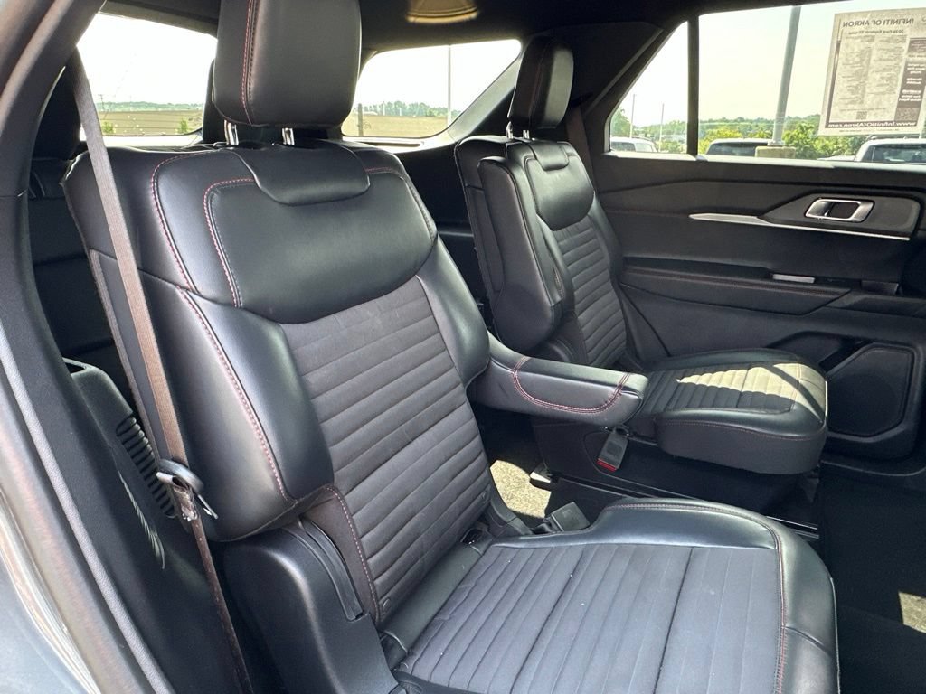 Used 2026 Ford Explorer ST-Line AWD/4WD image 30