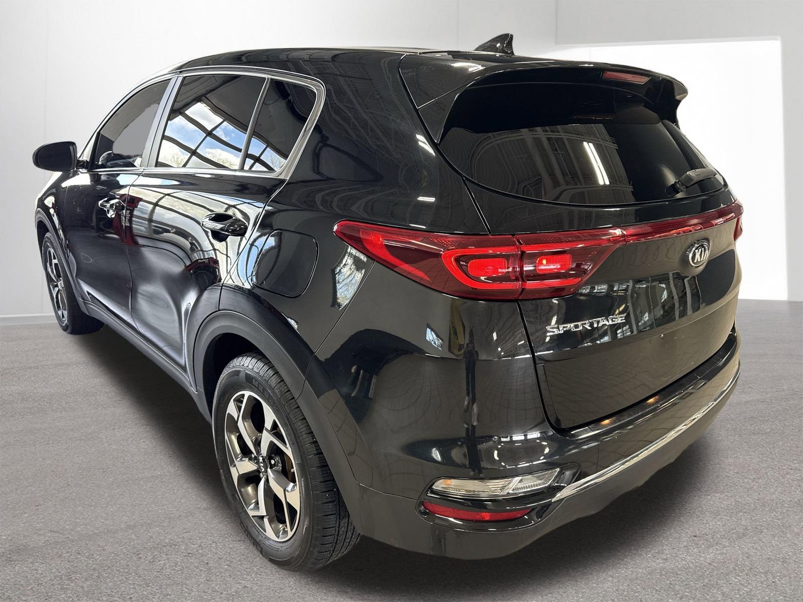 Used 2022 Kia Sportage LX FWD image 35