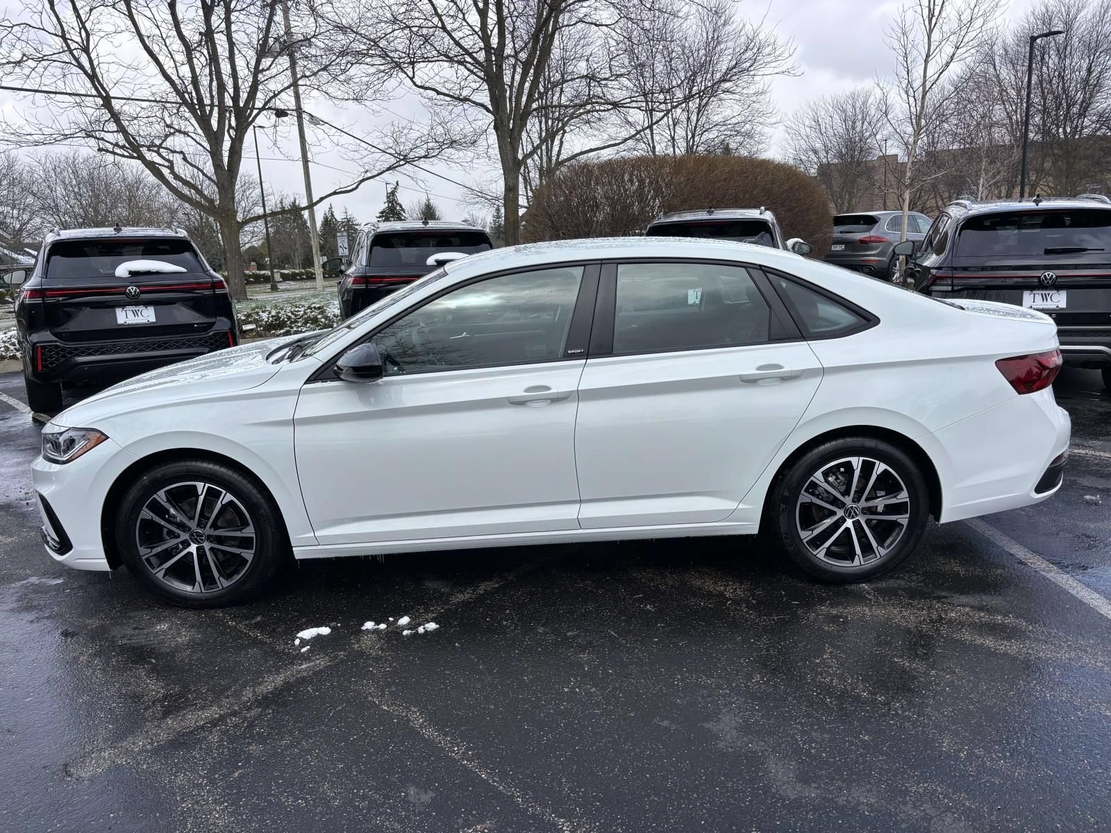 New 2026 Volkswagen Jetta Sport FWD image 8