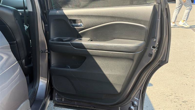 Used 2017 Honda Pilot Touring image 39