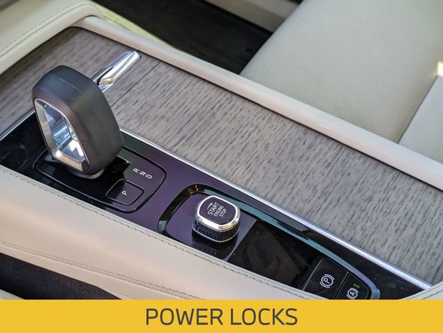 Used 2023 Volvo XC90 B6 Plus w/ Protection Package Premier image 26