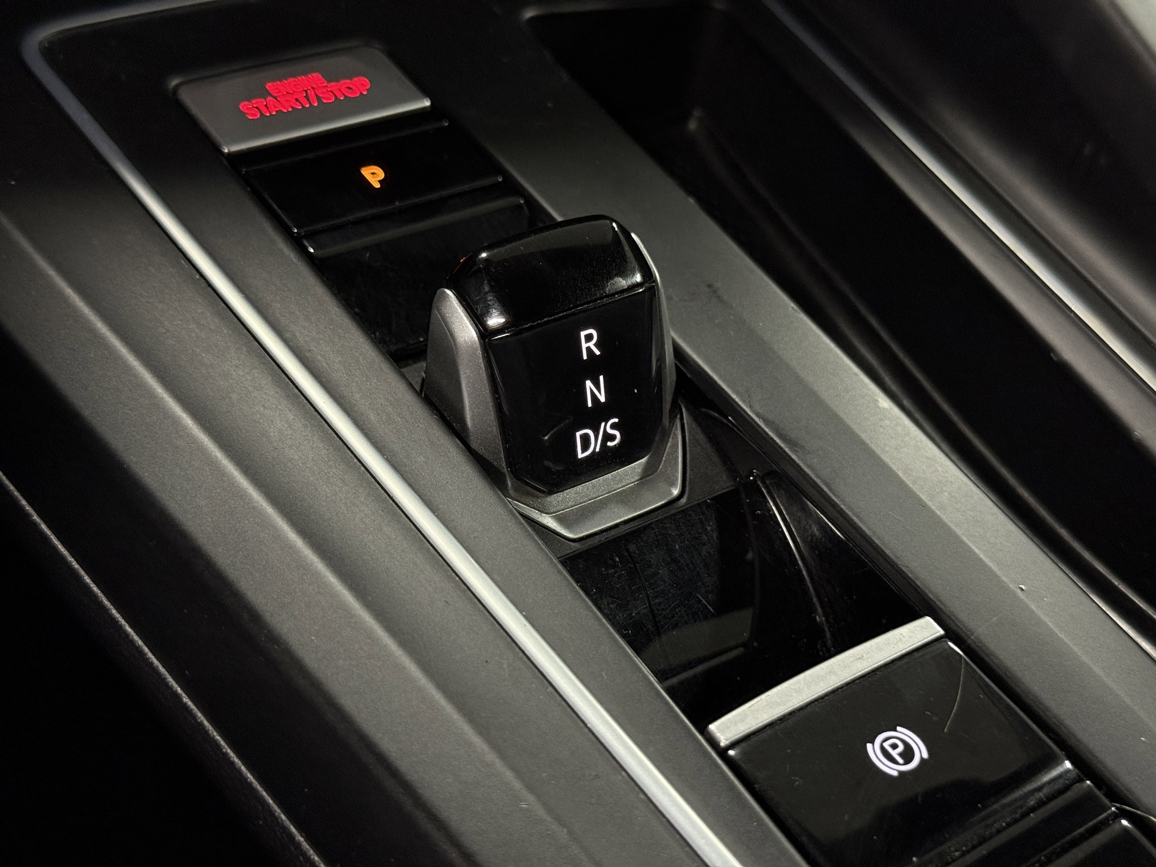 Used 2022 Volkswagen GTI S image 24