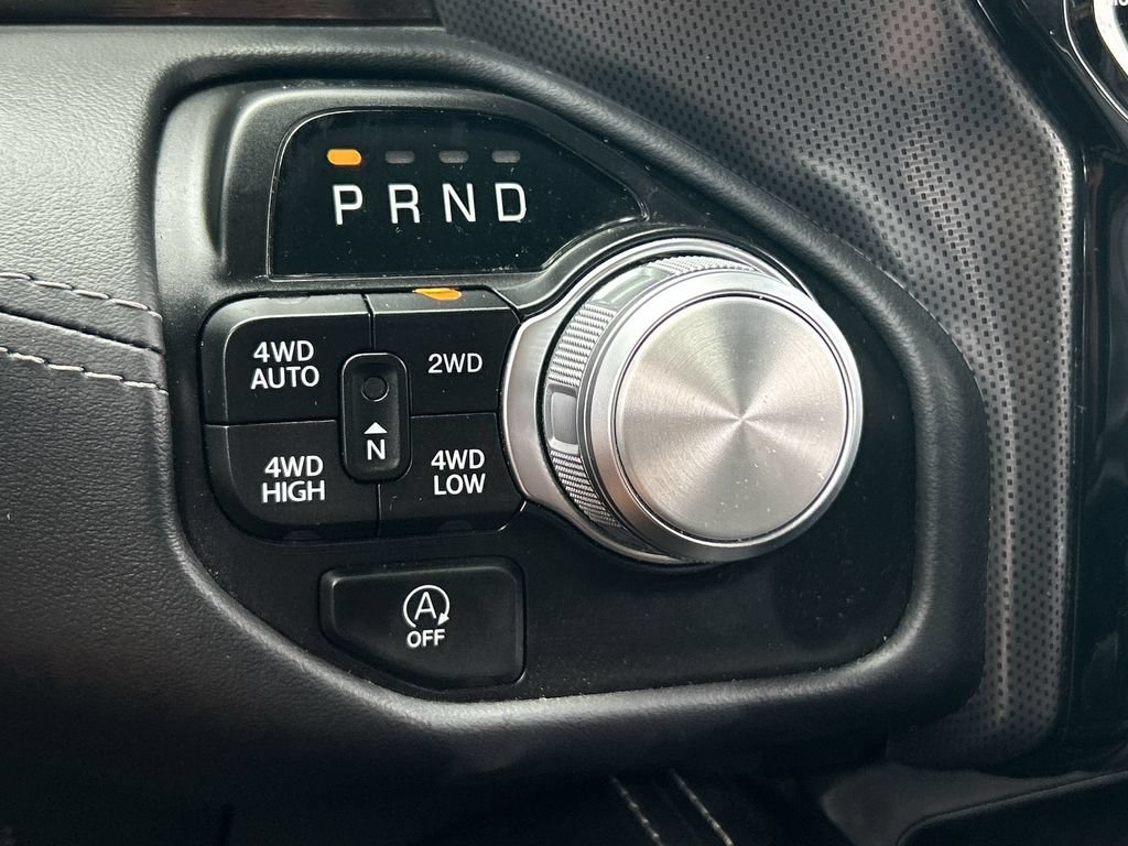 Used 2024 RAM 1500 Limited AWD/4WD image 16