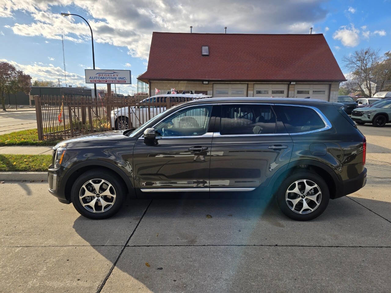 Used 2022 Kia Telluride EX