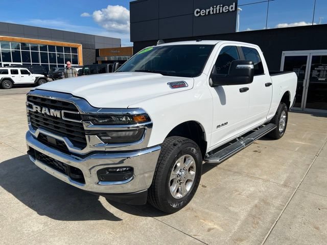 Certified 2026 RAM 2500 Big Horn AWD/4WD image 3