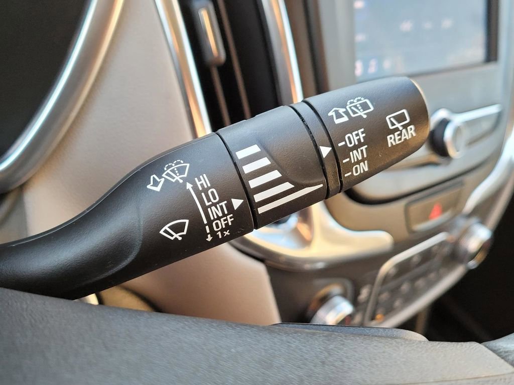 Used 2020 Chevrolet Equinox LT image 34