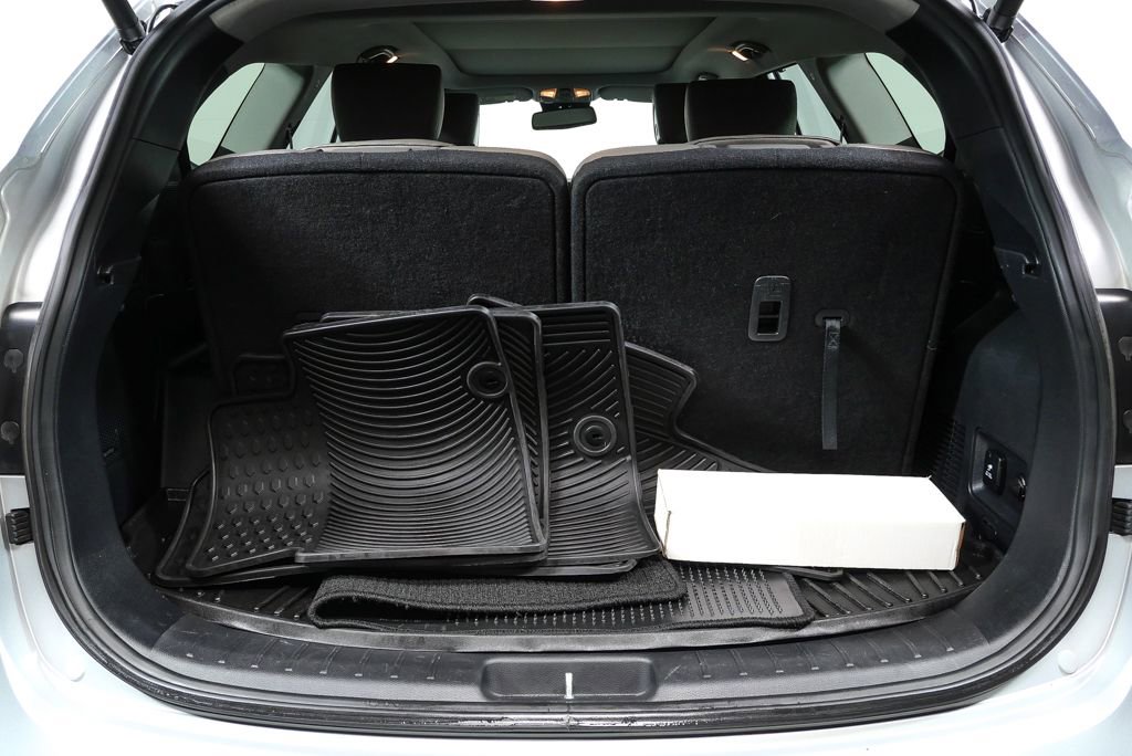 Used 2017 Hyundai Santa Fe Limited image 28