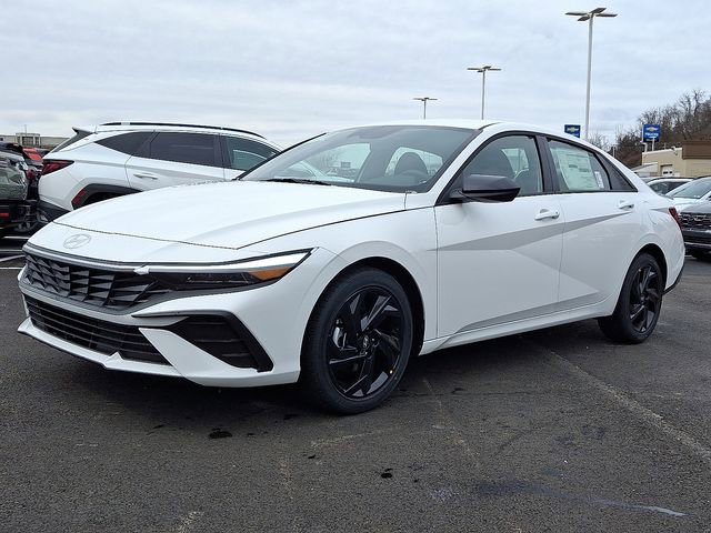 New 2026 Hyundai Elantra Sport image 2