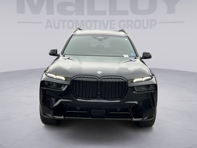 Used 2026 BMW X7 xDrive40i w/ M Sport Package AWD/4WD image 8
