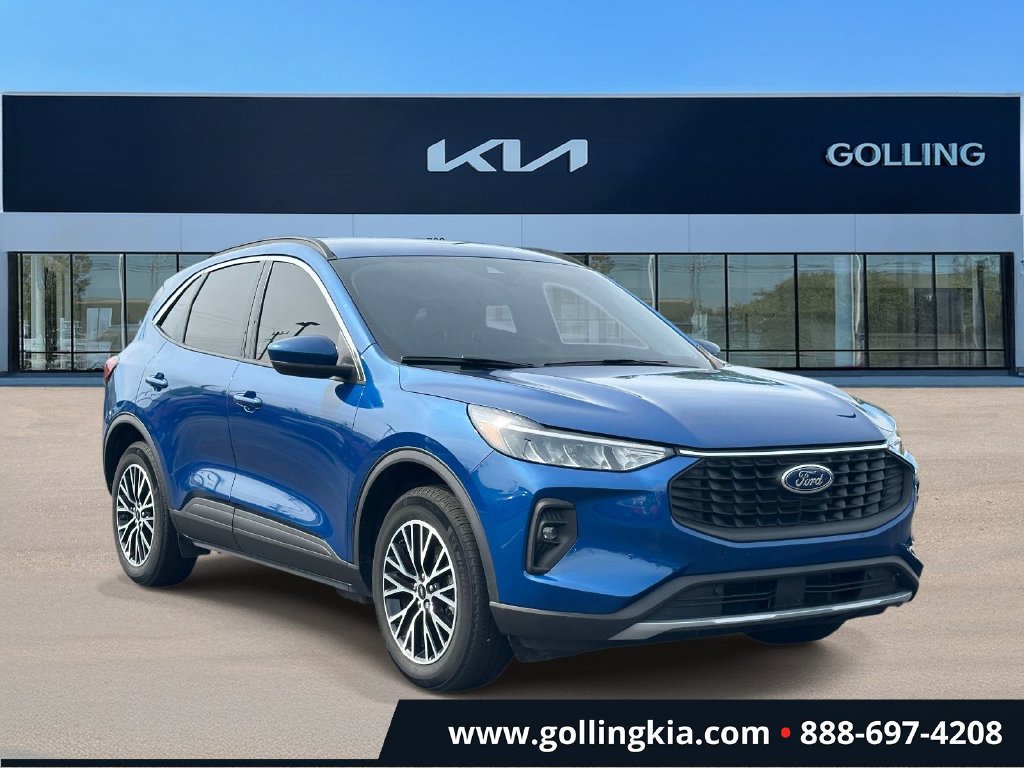 Used 2023 Ford Escape SE