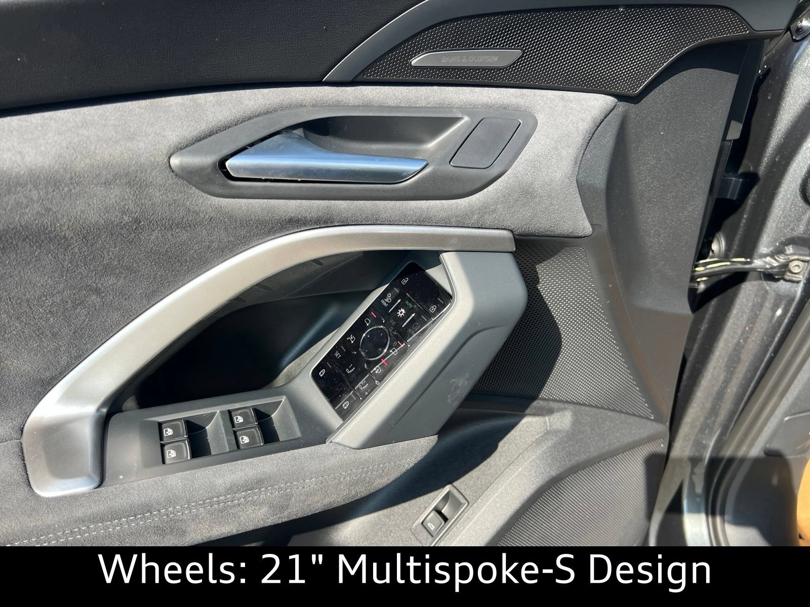 New 2026 Audi SQ5 Premium Plus AWD/4WD image 26