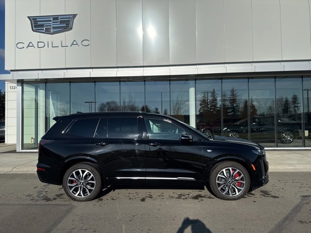 New 2025 Cadillac XT6 Sport w/ Platinum Package image 4