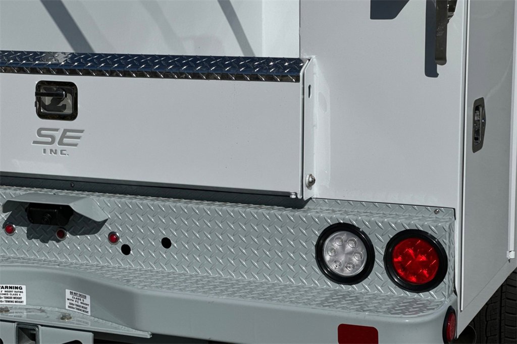 New 2026 Ford F350 XL w/ XL Chrome Package image 6