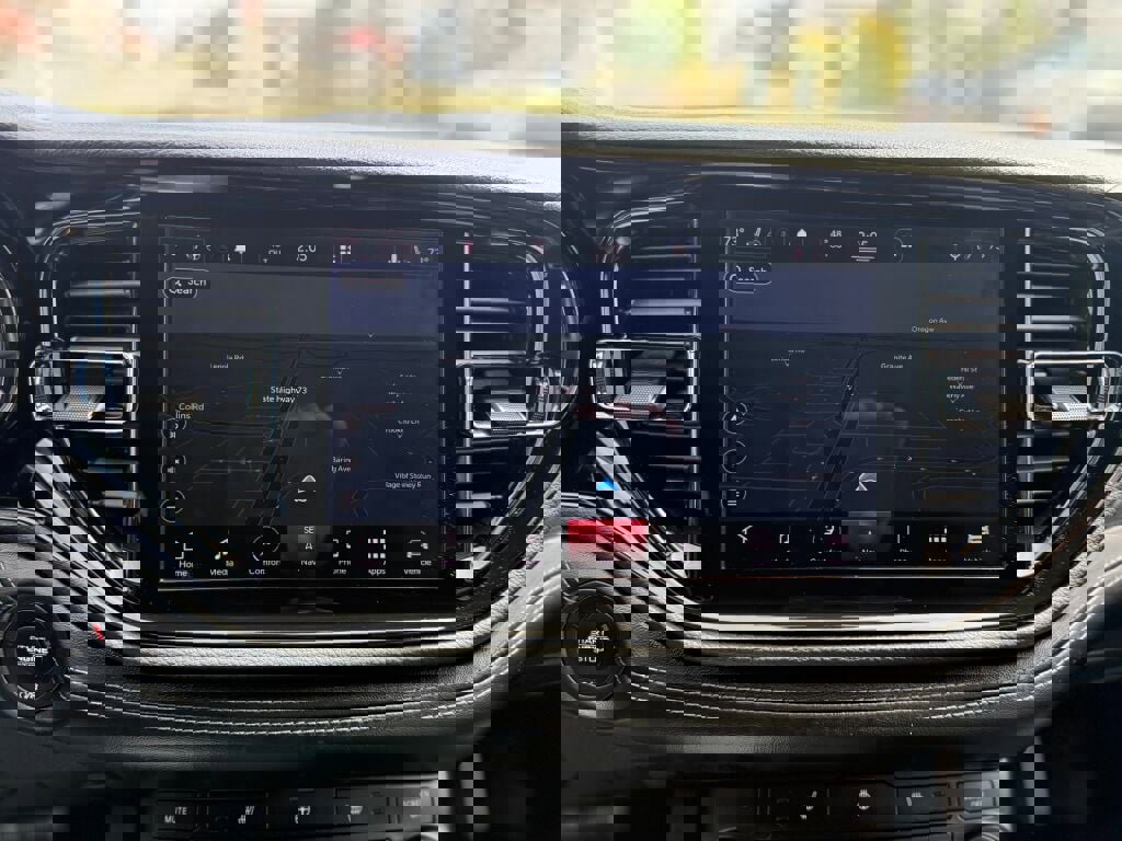 Used 2021 Dodge Durango GT image 19