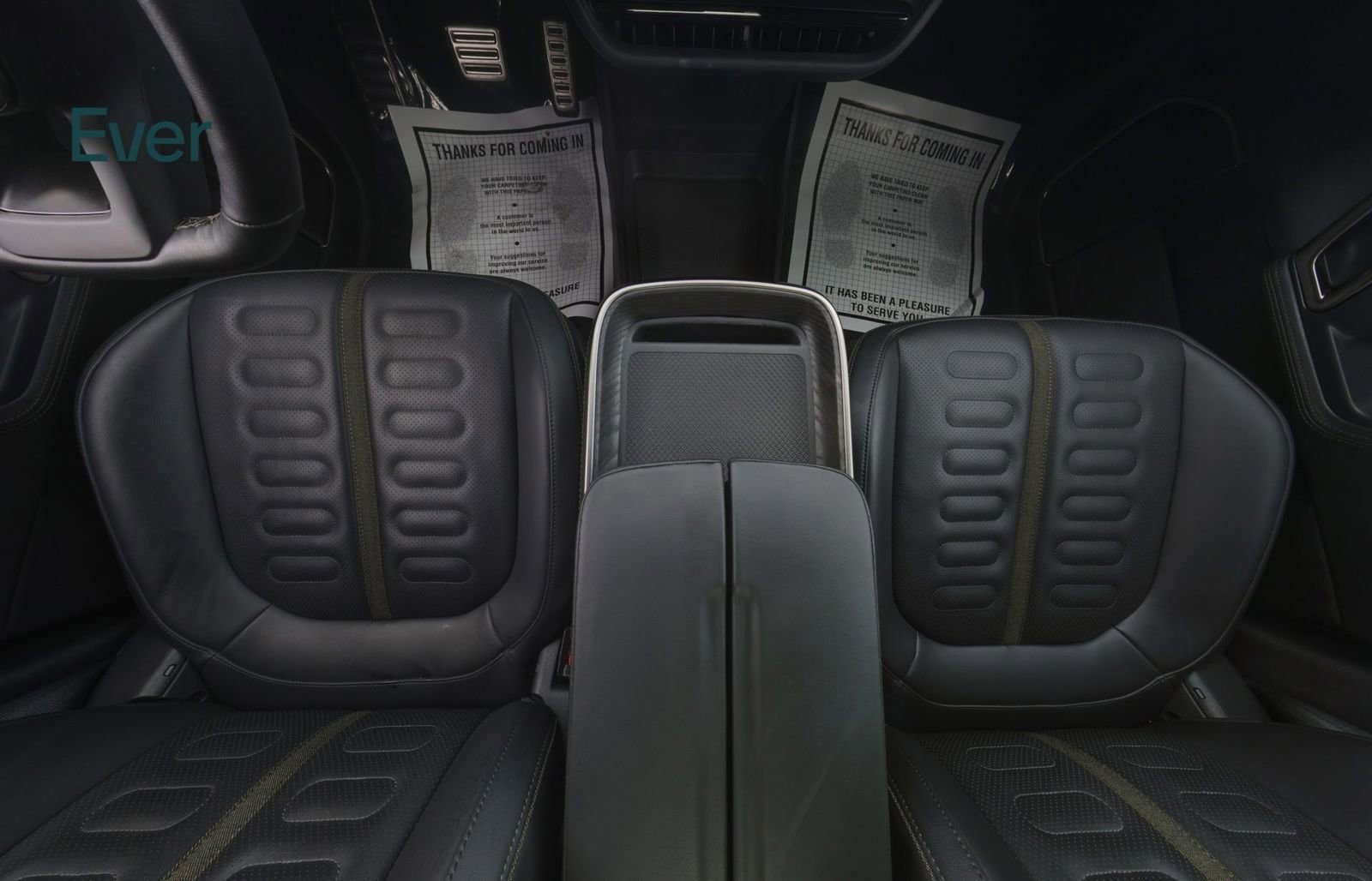 Used 2023 Rivian R1T Adventure image 27