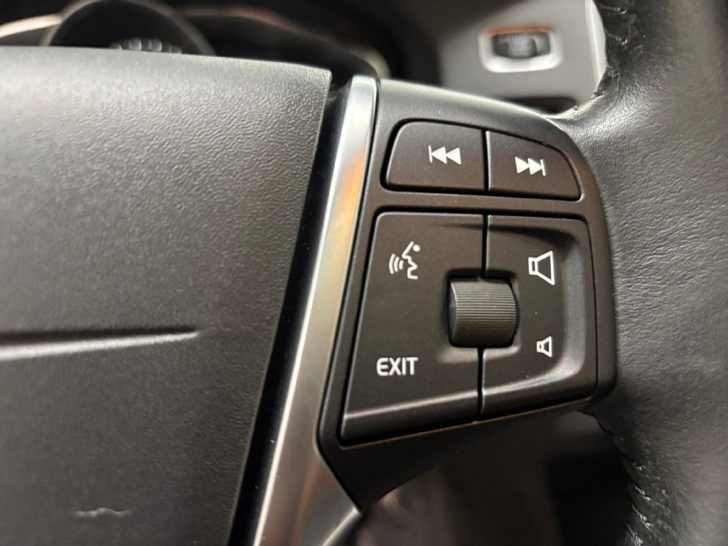 Used 2017 Volvo S60 T5 Inscription AWD/4WD image 27