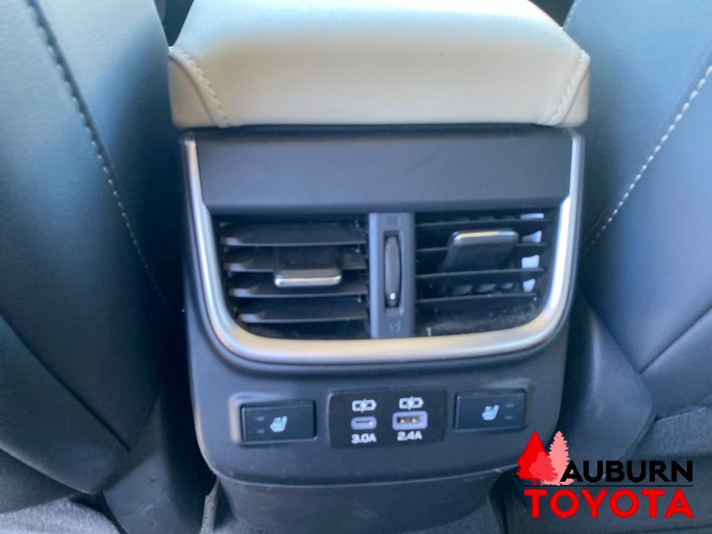 Used 2023 Subaru Outback Limited AWD/4WD image 27